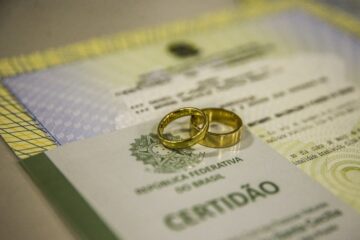 Homem estava casado sem saber com sua ex-namorada