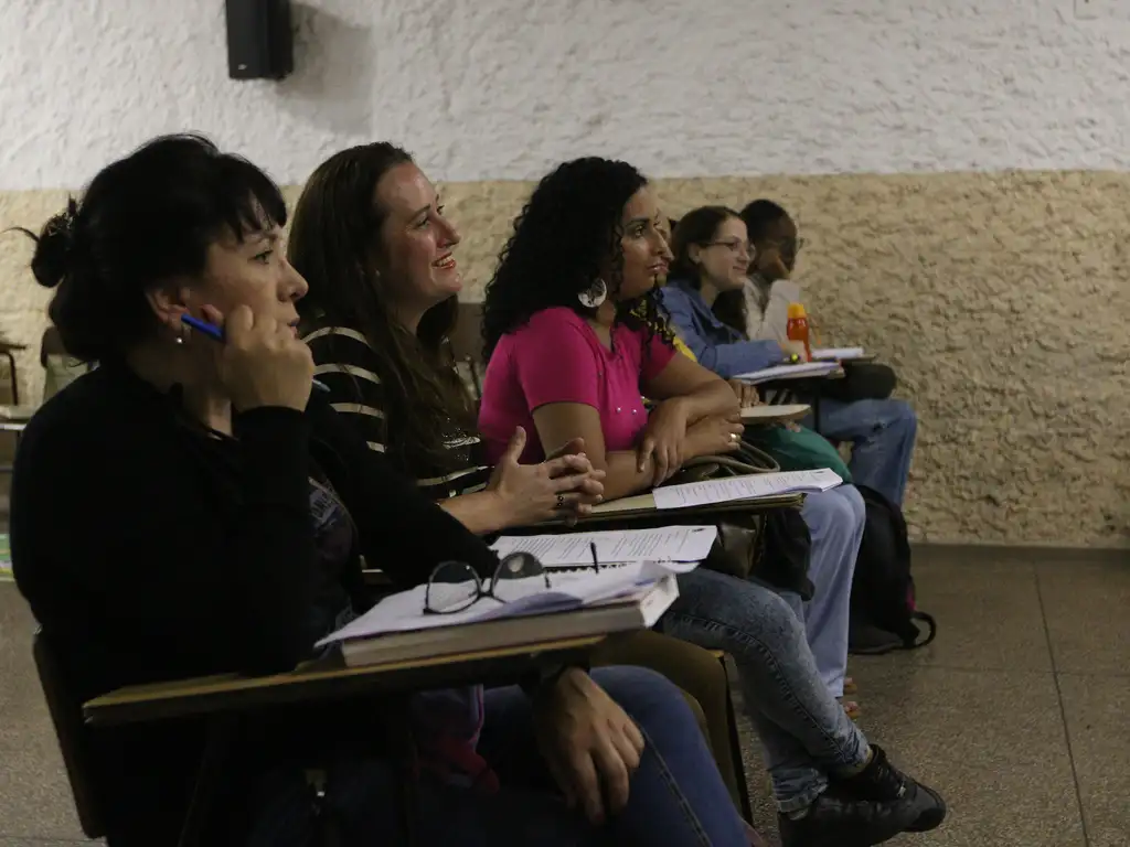 Concurso público: confira 10 oportunidades com salários até R$ 20 mil em 2025