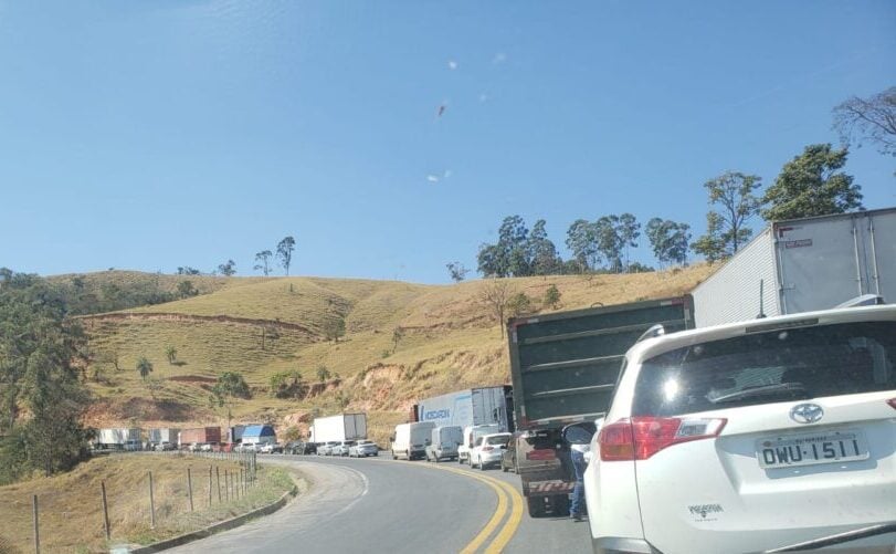 BR-381 registra nesta sexta-feira congestionamento em João Monlevade e em Belo Horizonte