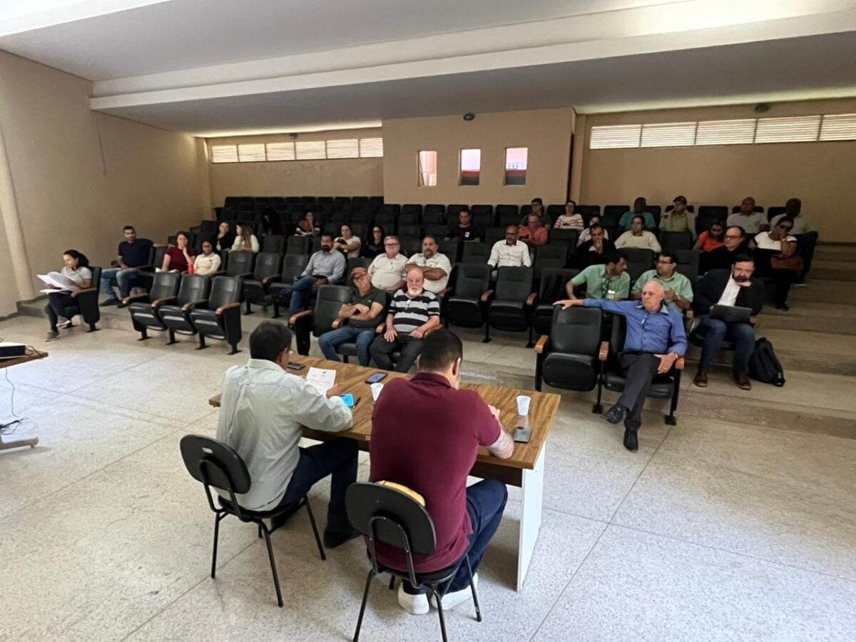 Vale se “manifesta” após denúncias de violação de direitos em comunidades itabiranas e posicionamento da mineradora é criticado