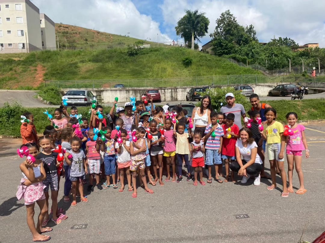 Projeto Alimentando Sorrisos recebe doações para realizar tarde de lazer em Itabira; saiba como ajudar