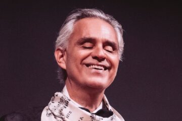 Andrea Bocelli conta como perdeu a visão