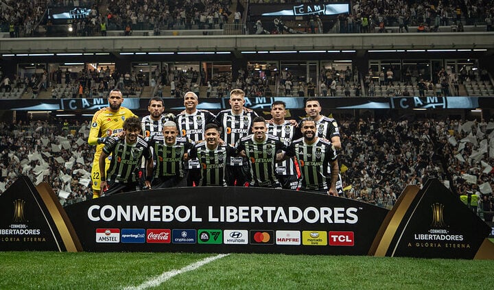 Galo enfrenta o Fluminense em jogo de ida das quartas da Libertadores; Rádio Caraça FM transmite
