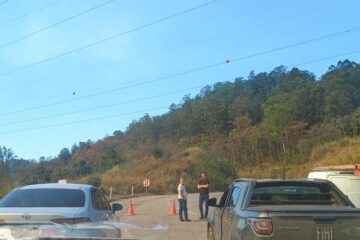 Estrada do Forninho: trânsito segue interditado na saída de João Monlevade para Itabira