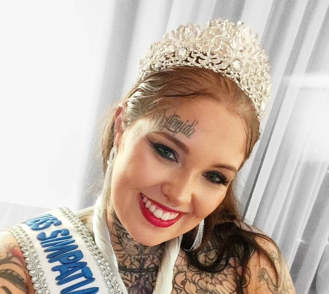 Itabirana Polly Rioga foi a vencedora do concurso Miss Tattoo Brasil 2024
