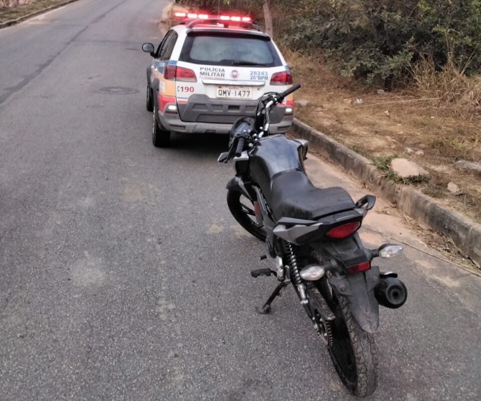 Polícia Militar recupera motocicleta furtada em Itabira