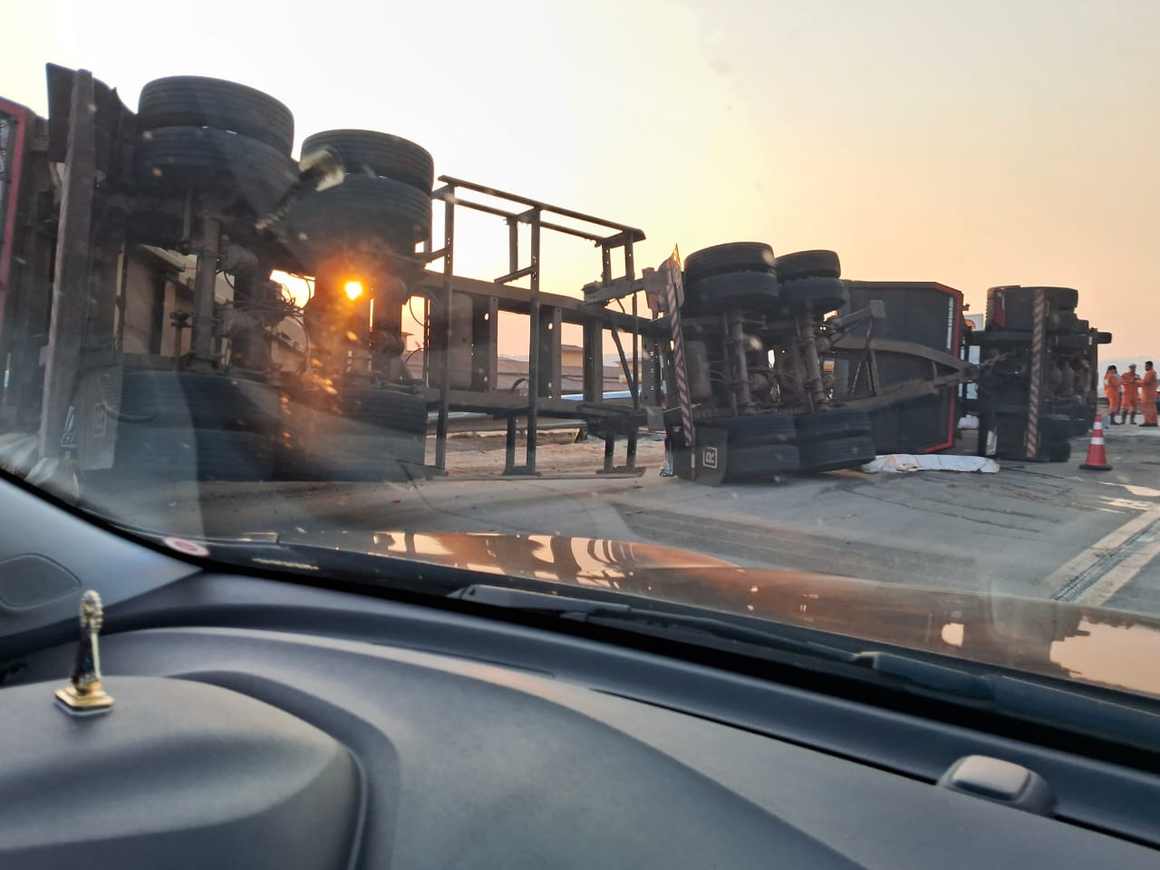 BR-381: dois acidentes interditam a rodovia próximo a Bom Jesus do Amparo
