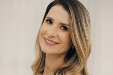 Psicóloga Daniela Brunelli lança seu novo livro neste sábado, em Itabira