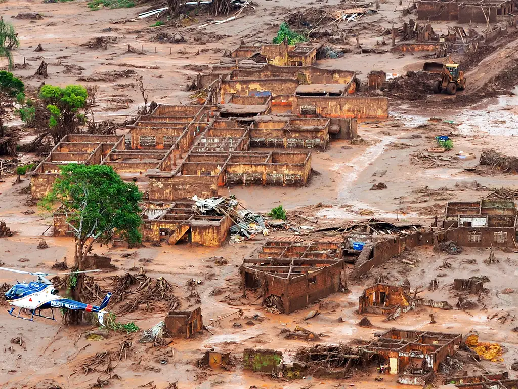Caso Samarco: ministro diz que R$ 100 bi é o mínimo para acordo