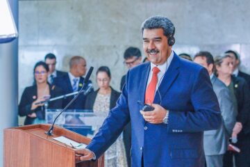 Chavismo conquista 85% das prefeituras em eleições municipais marcadas por boicote da oposição e baixa participação
