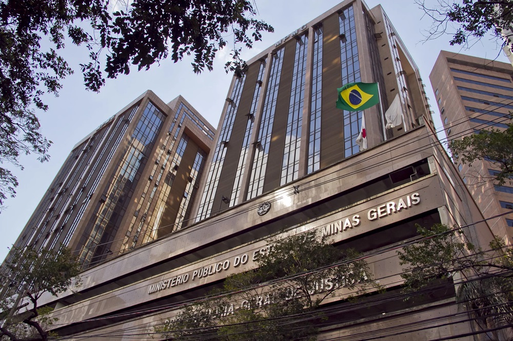 Irmãos que espancaram e mataram idoso a tiros em Santa Bárbara são denunciados pelo Ministério Público
