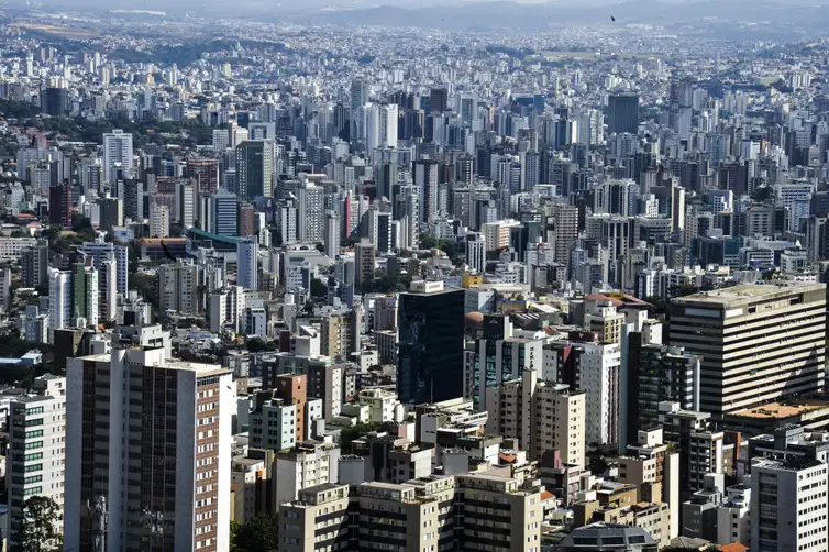 Evangélicos já são um quarto da população mineira