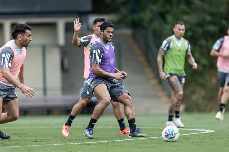 Atlético busca vitória contra São Paulo para se aproximar do G7; Rádio Caraça transmite a partida