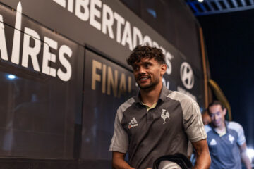 “Tem que esquecer o momento ruim”, diz Scarpa sobre final da Libertadores contra o Botafogo
