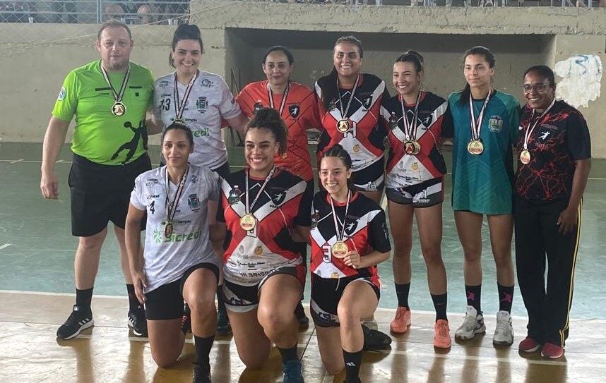 Equipes feminina e masculina de São Gonçalo do Rio Abaixo conquistam medalhas no Campeonato Mineiro de Handebol