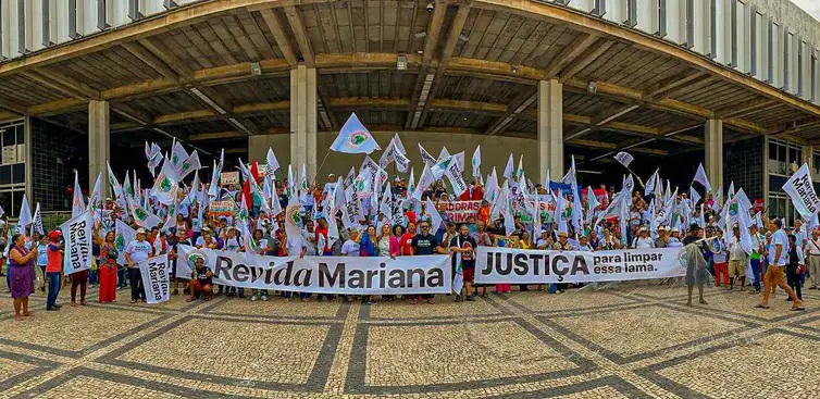 Acordo fixa que Samarco indenizará atraso na reconstrução de distritos