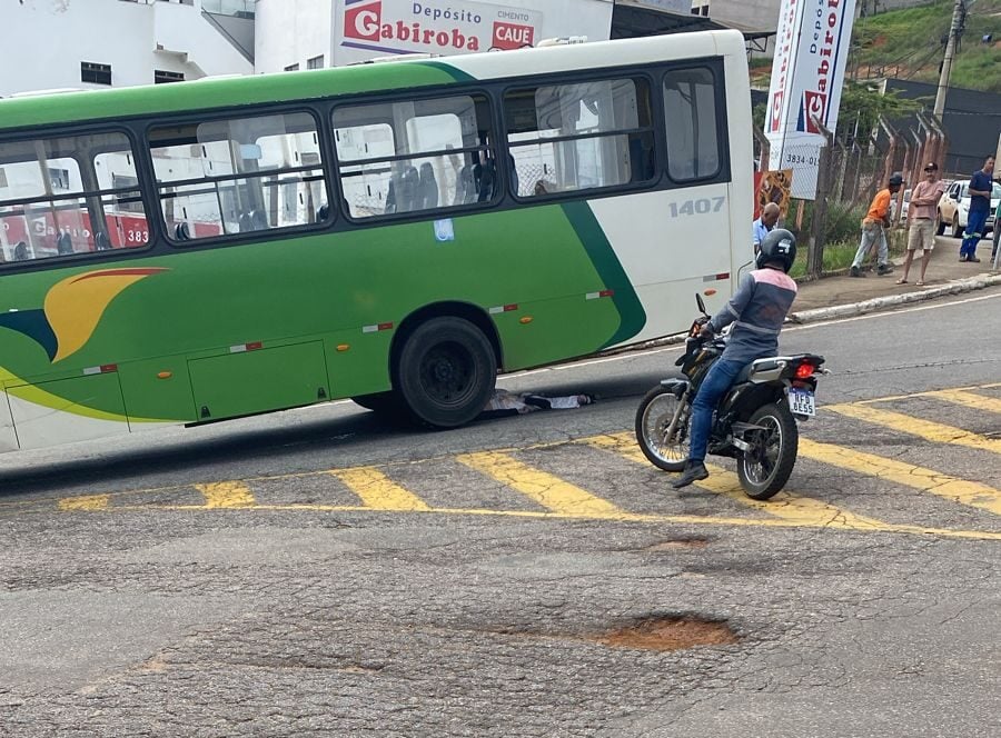 Itabira: mulher morre em grave acidente na avenida Doutor Pedro Guerra, no bairro Gabiroba