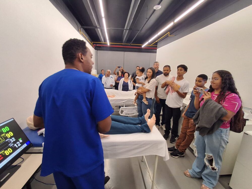 Candidatos de diferentes estados brasileiros participam do terceiro vestibular de Medicina da Funcesi