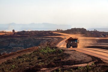 Mineração responde por 77% do superávit comercial do Brasil no 1º trimestre de 2025