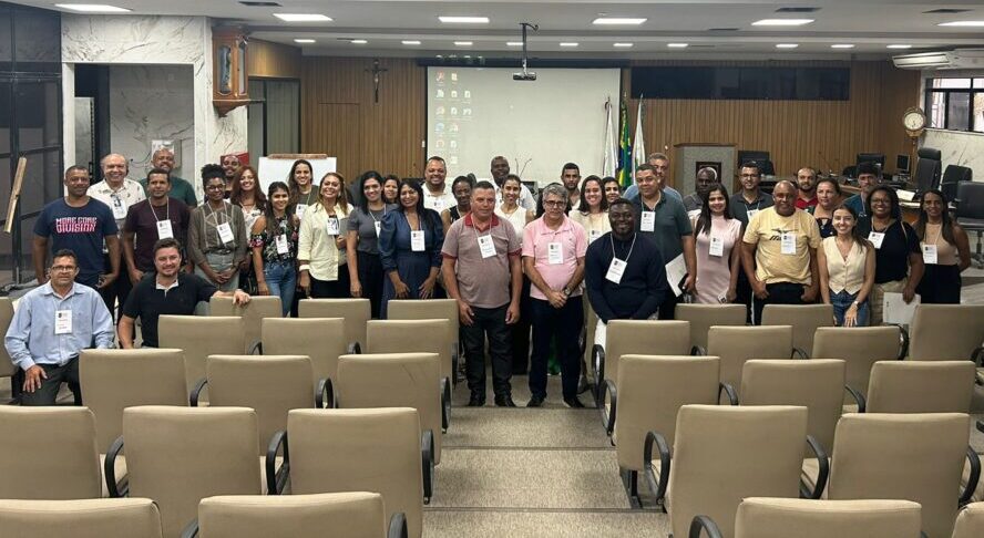 Câmara de Itabira promove capacitação para novos vereadores e servidores