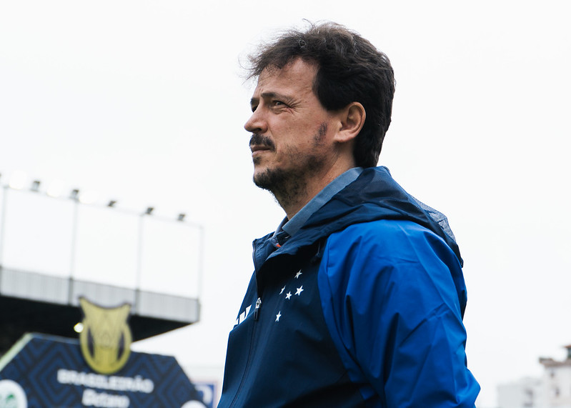 Cruzeiro define permanência de Fernando Diniz para 2025