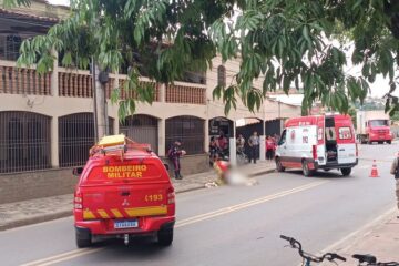 Mulher de 54 anos morre atropelada por ônibus no bairro João XXIII, em Itabira