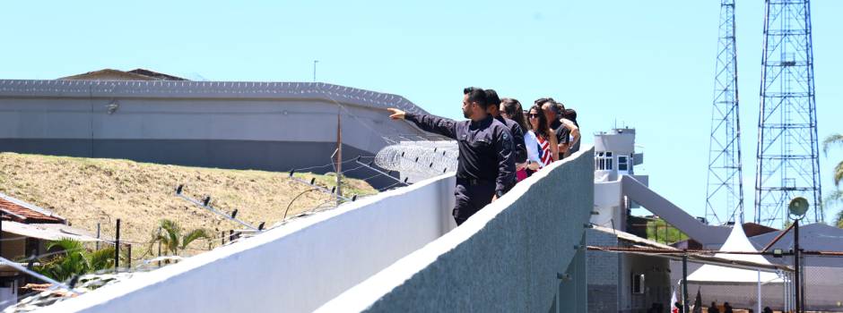 Governo conclui reforma de muralhas e guaritas do maior complexo penitenciário de Minas