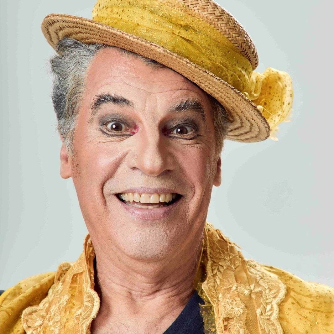 Paulo Betti, Cláudia Abreu, Julia Lemmertz e Deborah Evelyn desembarcam em Itabira com “Os mambembes”