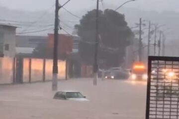 Vídeo: temporal provoca alagamentos, arrasta carros e causa prejuízos em Coronel Fabriciano