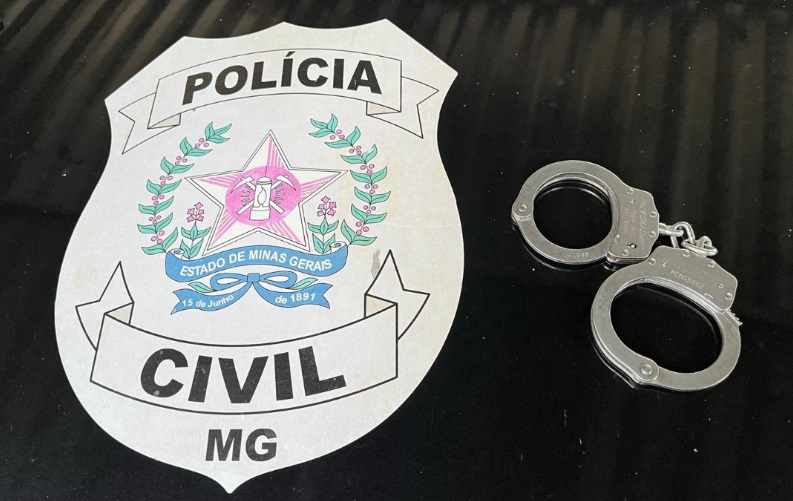 Mulher foragida da Justiça por homicídio é presa em Belo Horizonte