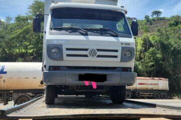 Polícia Militar frustra roubo na BR-381 e apreende caminhão clonado em Nova Era