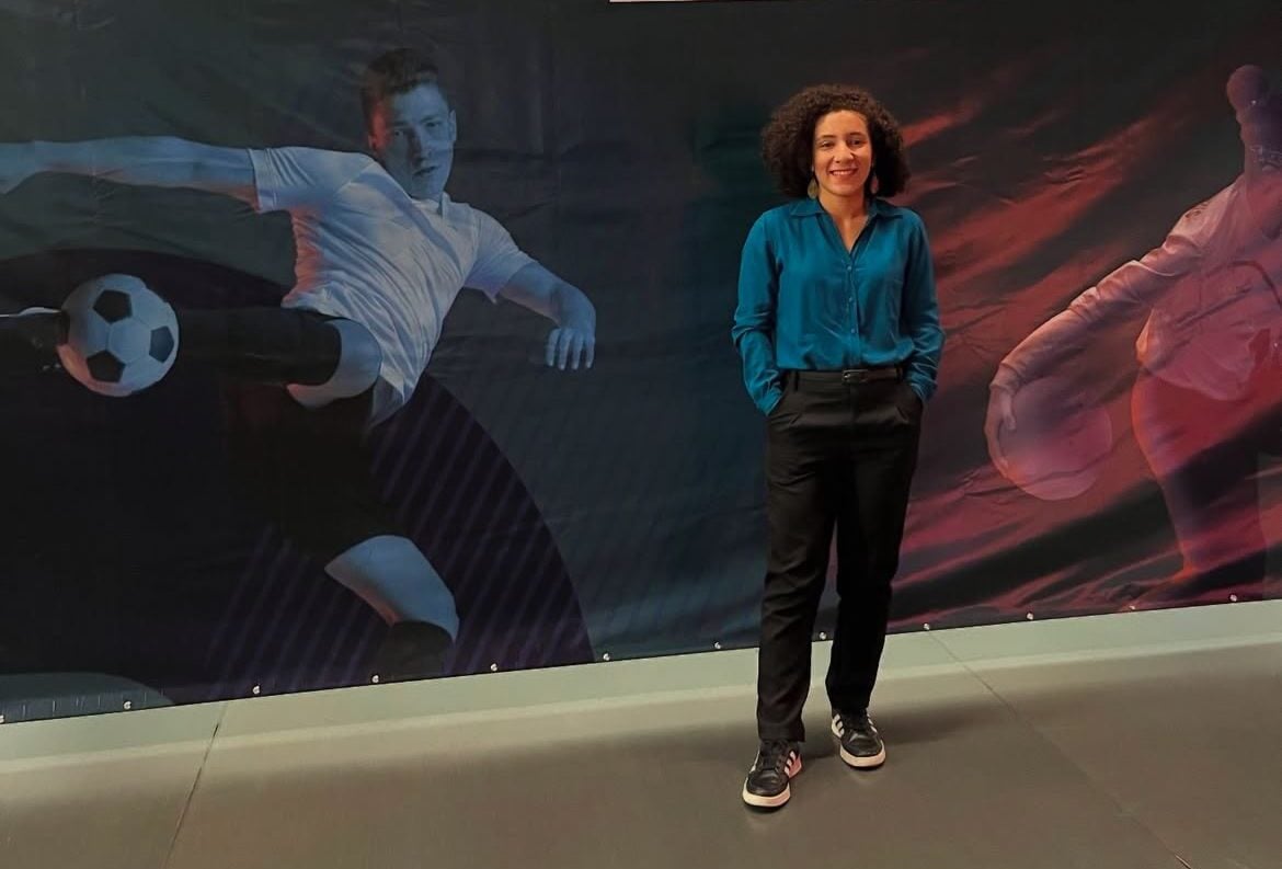 Sara Zeferino, jornalista itabirana e correspondente da DeFato, é homenageada no Prêmio do Esporte Mineiro