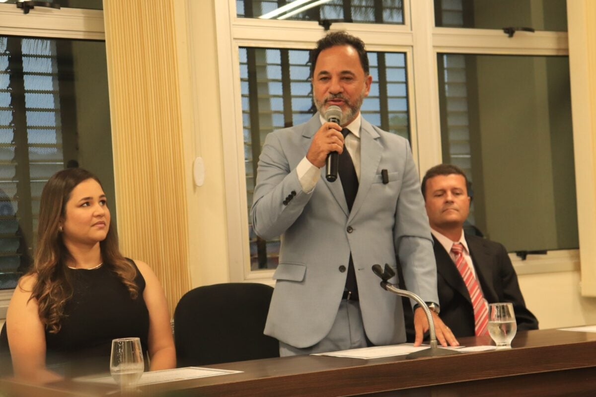 Prefeito, vice, vereadores e secretários tomam posse em Itabira neste 1º de janeiro; saiba mais 