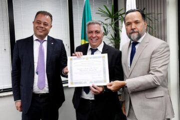Vereadores, prefeito e vice-prefeito eleitos de Belo Horizonte são diplomados