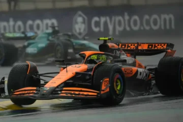 Norris festeja título da McLaren e projeta mais para 2025: ‘Será meu ano também’