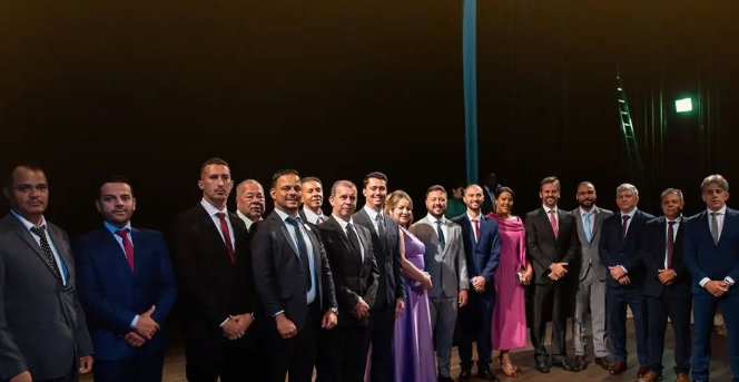 Prefeito, vice e vereadores eleitos em Nova Lima tomam posse