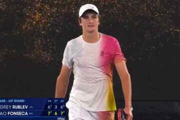 Quais as armas de João Fonseca para bater Jenson Brooksby e chegar à 3ª rodada de Wimbledon?