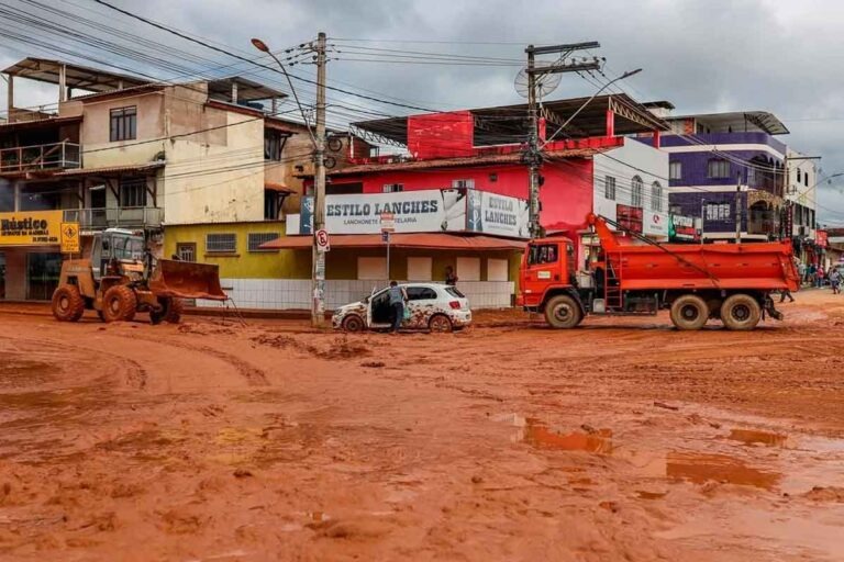 Vale do Aço: chuvas intensas deixam rastro de destruição, 11 óbitos foram confirmados