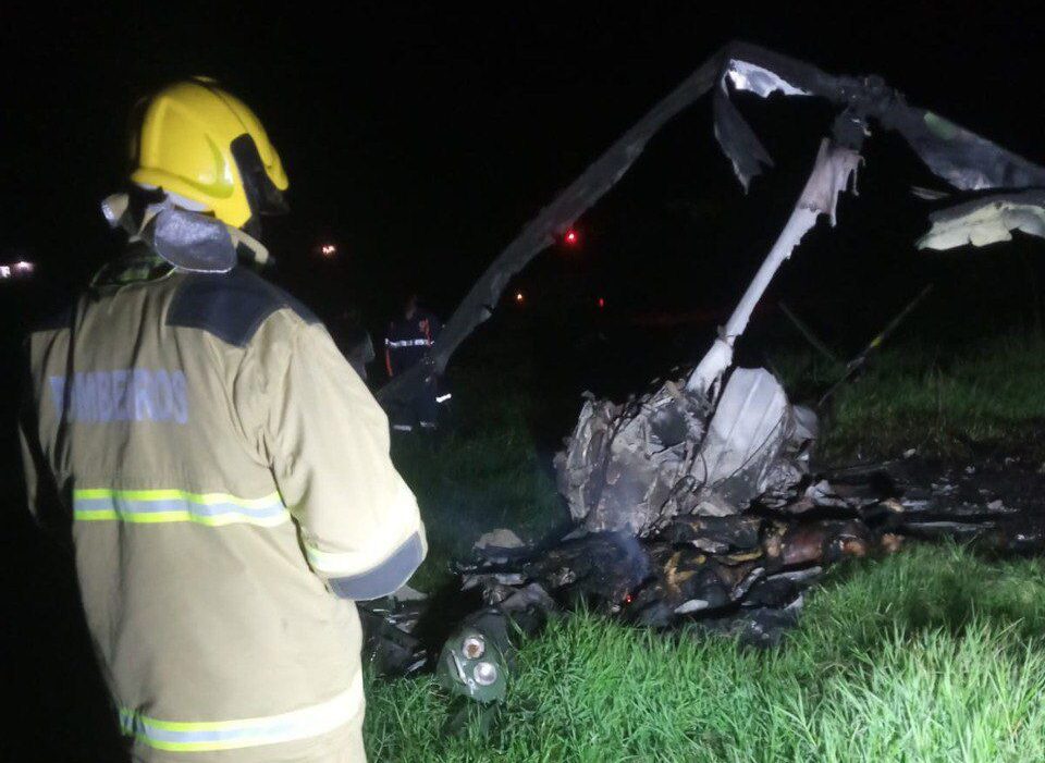 Queda de helicóptero mata três pessoas em Minas Gerais