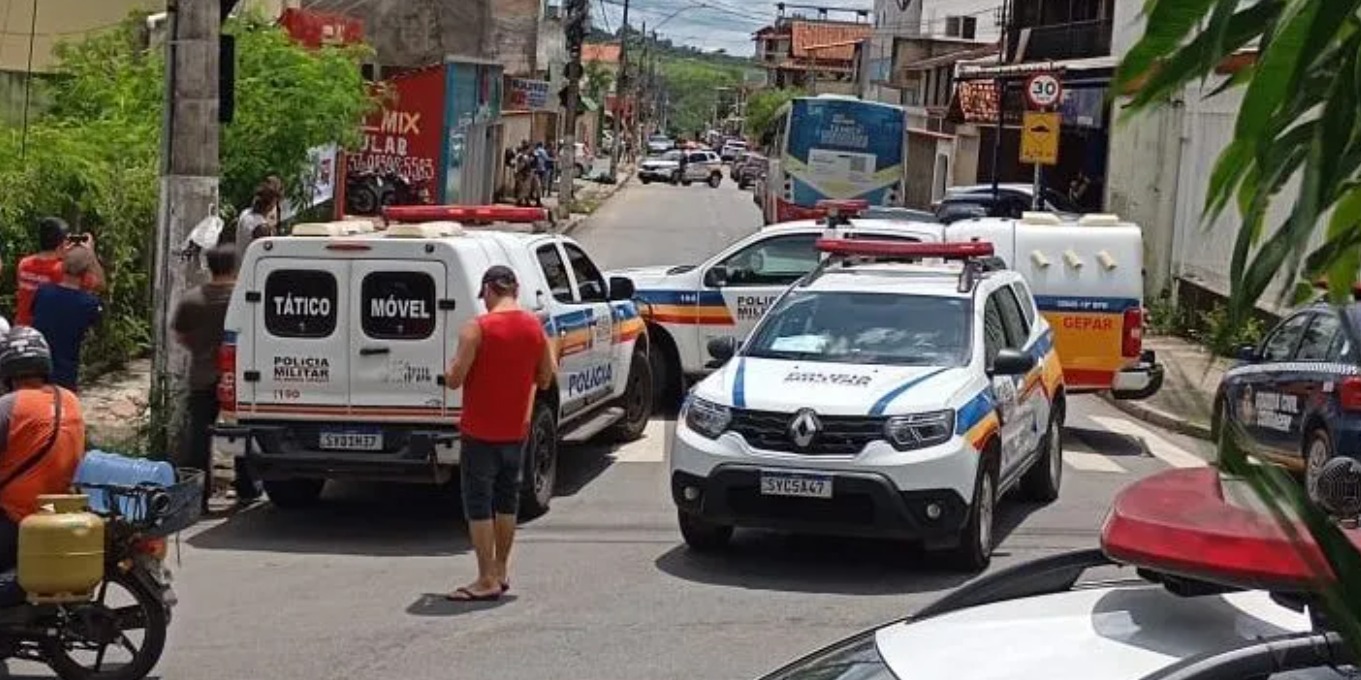 Contagem: Bope imobiliza sequestrador de ônibus com arma de choque e libera refém; saiba mais