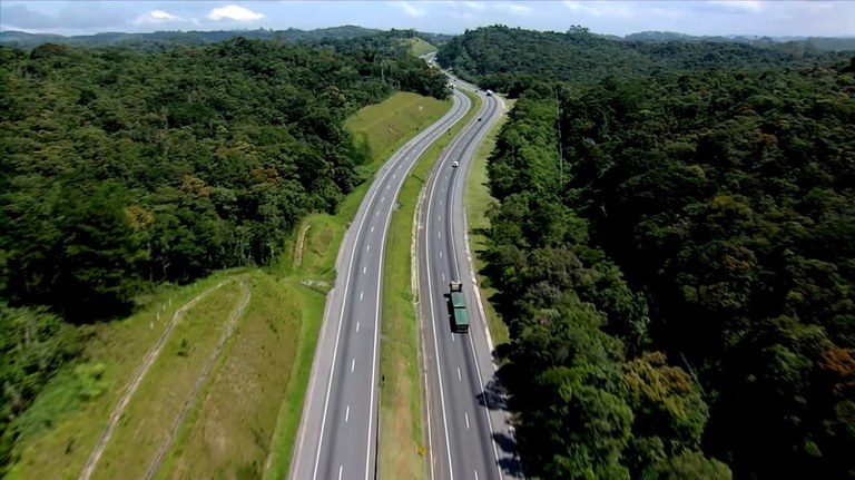 BR-381 terá mais de 50 pontos com “pare e siga” até o próximo domingo; saiba onde
