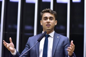 O fiasco do PIX! Vídeo de Nikolas no Instagram ultrapassa 275 milhões de visualizações