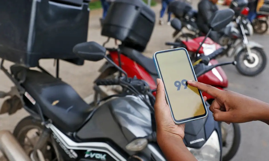 Serviço de transporte de moto via aplicativo será suspenso em Belo Horizonte? Entenda a discussão