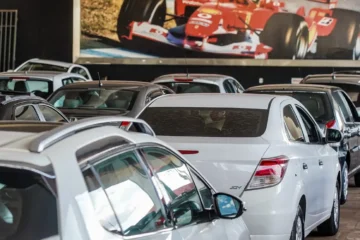 Seu carro tem mais de 10 anos? Em 2025 você poderá ter isenção do IPVA