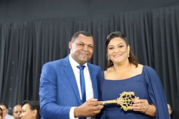 Confira a posse de Alcemir Moreira e Professora Dionir em Santa Bárbara