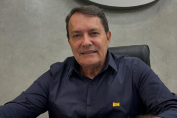 Um trator do mundo dos negócios! Pedrinho BH compra mais uma rede de supermercado