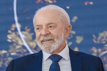 Estudo diz que crescimento de evangélicos poderá ameaçar a candidatura de Lula