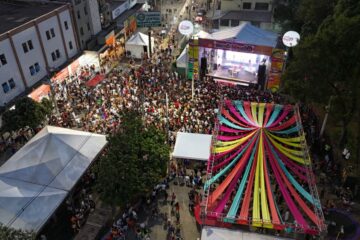 Pré-carnaval Esquenta Monlé atraiu milhares de pessoas em João Monlevade