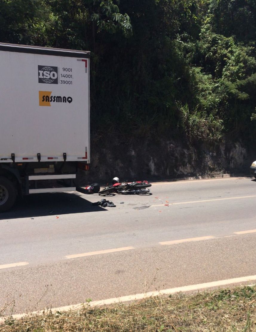 Trevo de Caeté: mulher morre em colisão na BR-381
