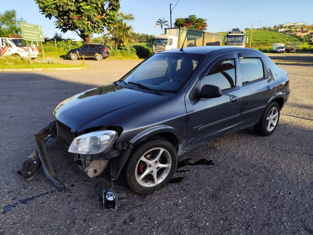Acidente entre dois veículos é registrado na BR-381, em João Monlevade